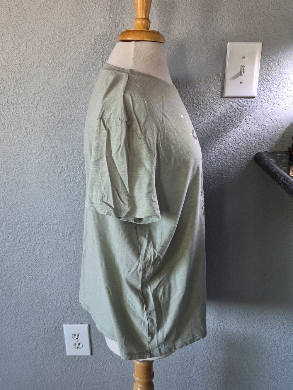 Women's Graphic T-Shirt | "Sleep Under the Stars", Sage Green, Size 2X - Picture 3 of 5
